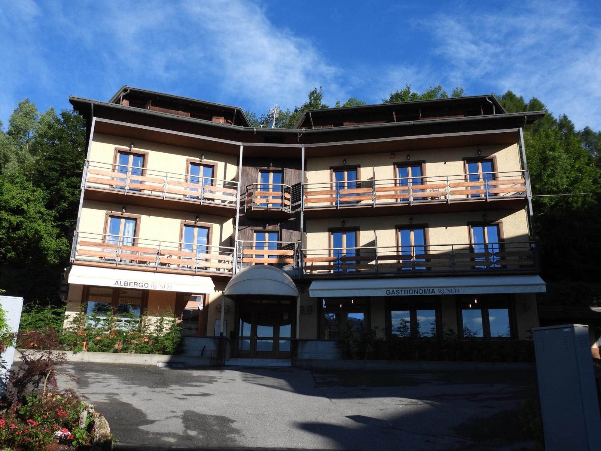 Albergo Rusen Borno Exterior photo